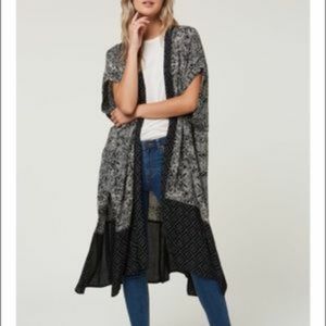 O'NEILL Afternoon Woven
Kimono/Sweater